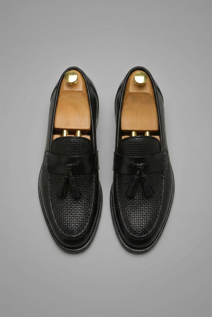 Men’s Slip On Tassel Loafers with Rounded Toe Shape