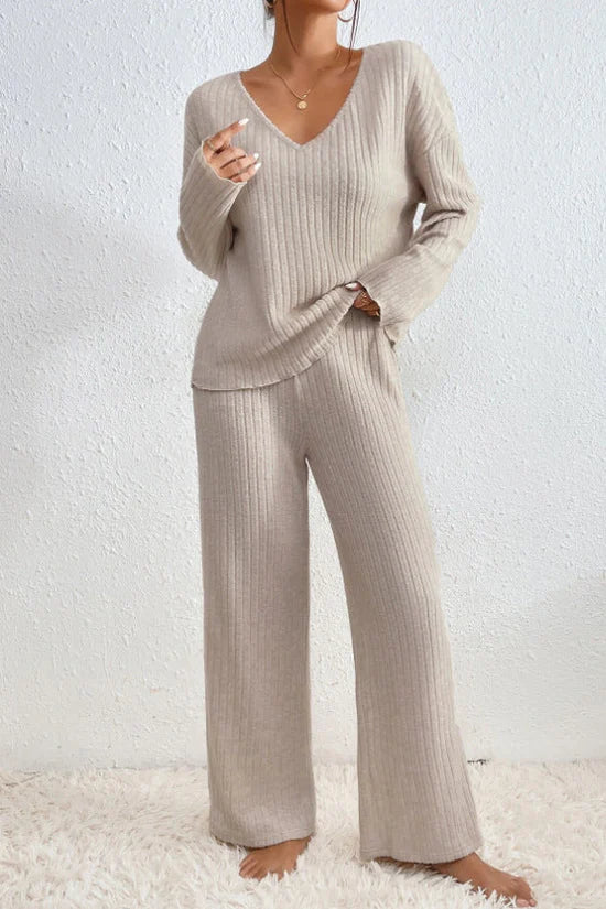 Women’s Ribbed Two-Piece Set with Long Sleeves and Wide Trousers