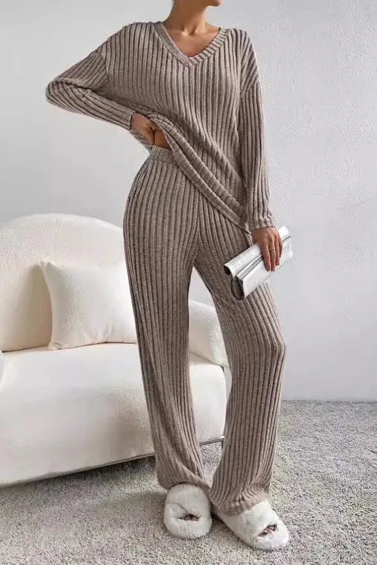 Women’s Ribbed Two-Piece Set with Long Sleeves and Wide Trousers